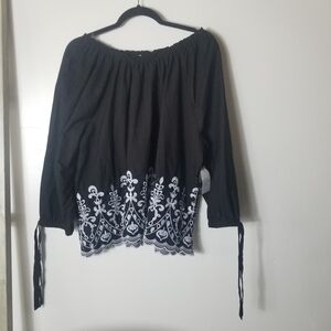 NWT TIME AND TRU BLACK BLOUSE WITH BLUE DETAIL SIZE XXL
